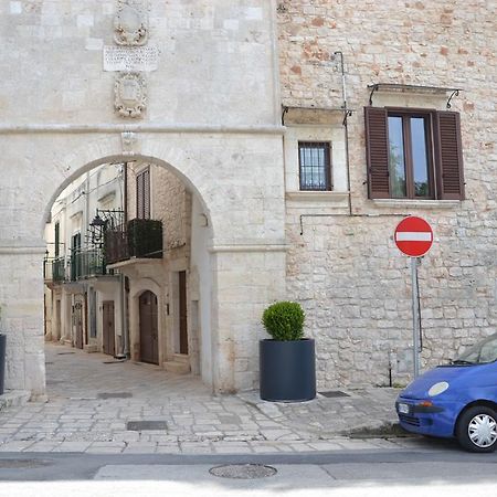 Dimora Donna Clara Acomodação com café da manhã Conversano Exterior foto