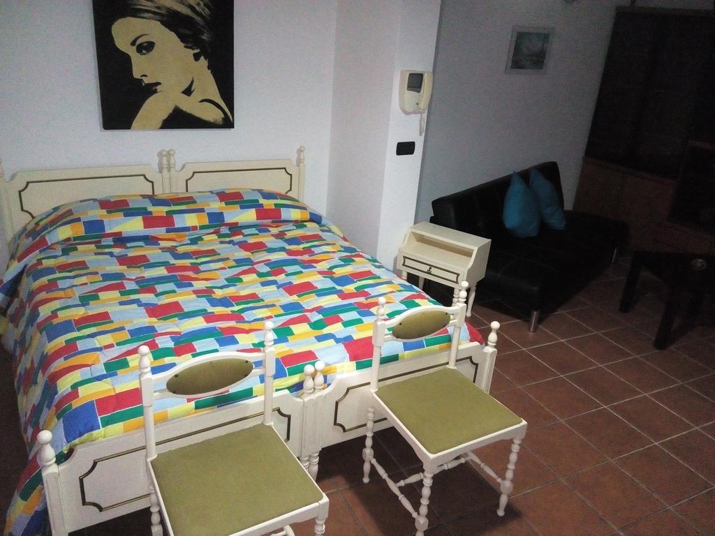 Dimora Donna Clara Acomodação com café da manhã Conversano Quarto foto